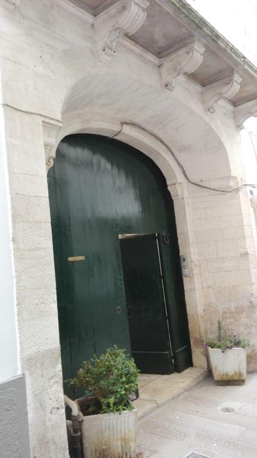 Casa Adele - Dimora Del 1700 Nel Centro Storico Bed & Breakfast Martina Franca Dış mekan fotoğraf