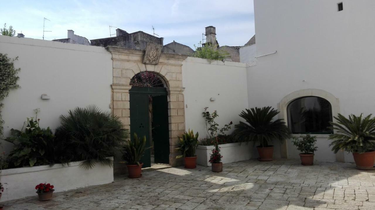 Casa Adele - Dimora Del 1700 Nel Centro Storico Bed & Breakfast Martina Franca Dış mekan fotoğraf